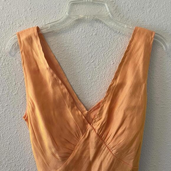 NWT Peppermayo Womens Dress Size 6 Audrey Vintage Slip Dress Satin Mango Shimmer - Picture 2 of 9